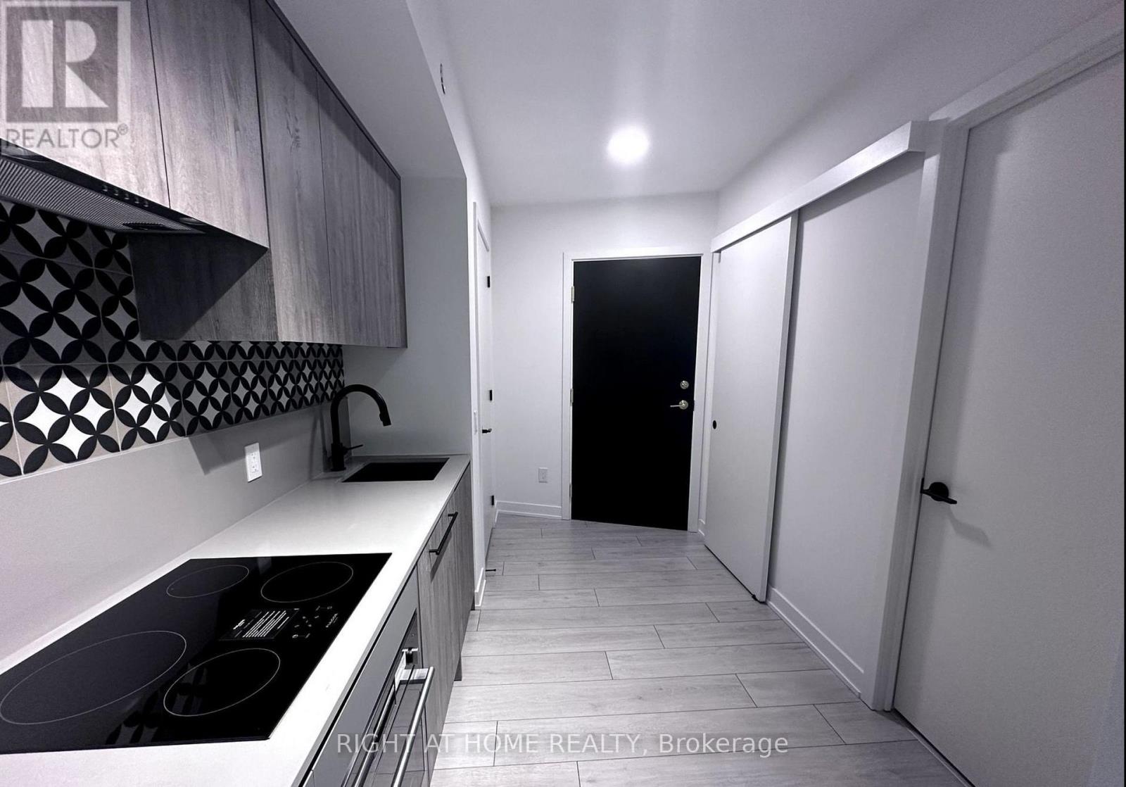 301 - 5 LAKEVIEW AVENUE, Toronto (Trinity-Bellwoods) — photo 5