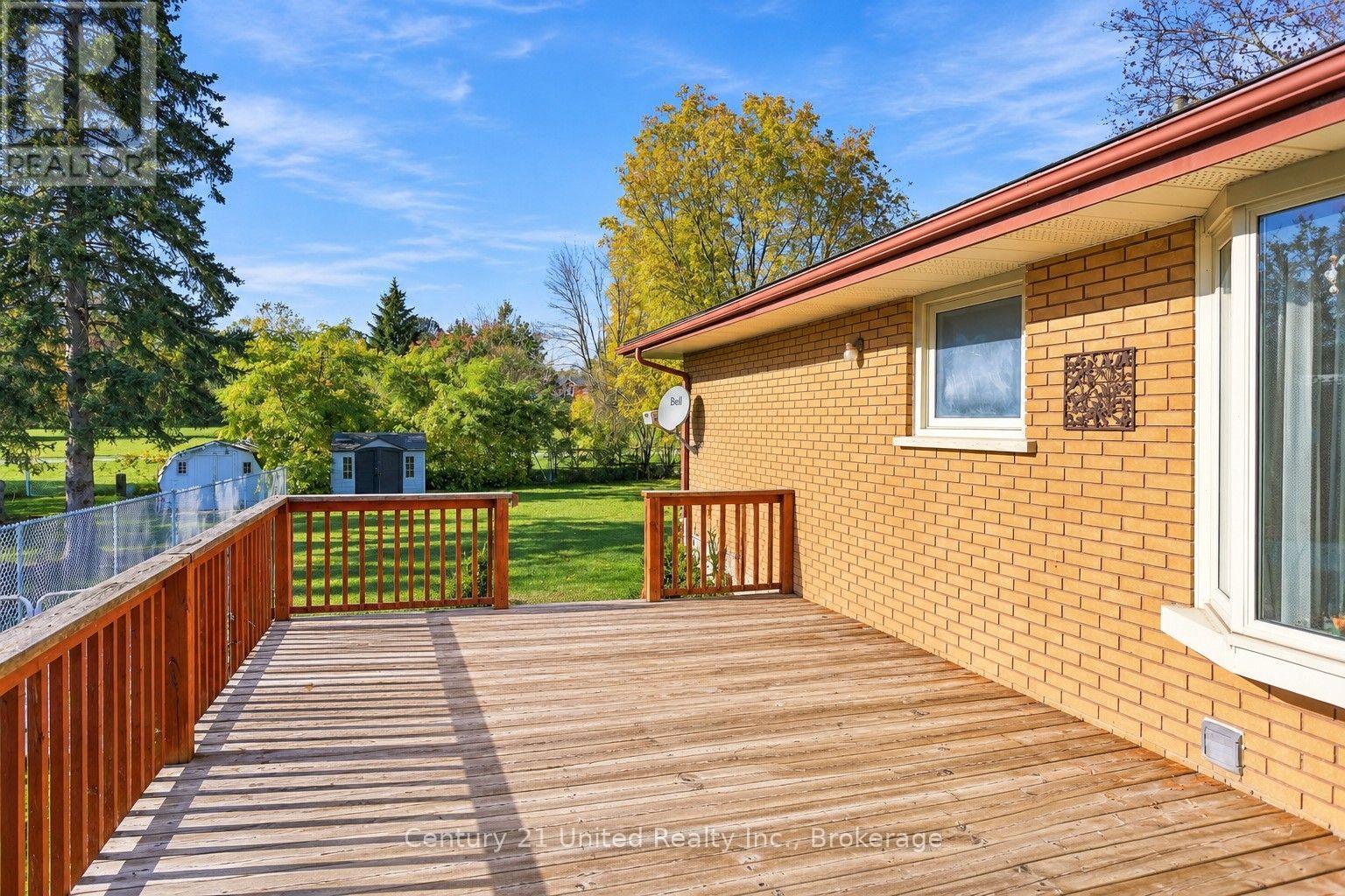 807 Highland Court, Peterborough, ON photo 15