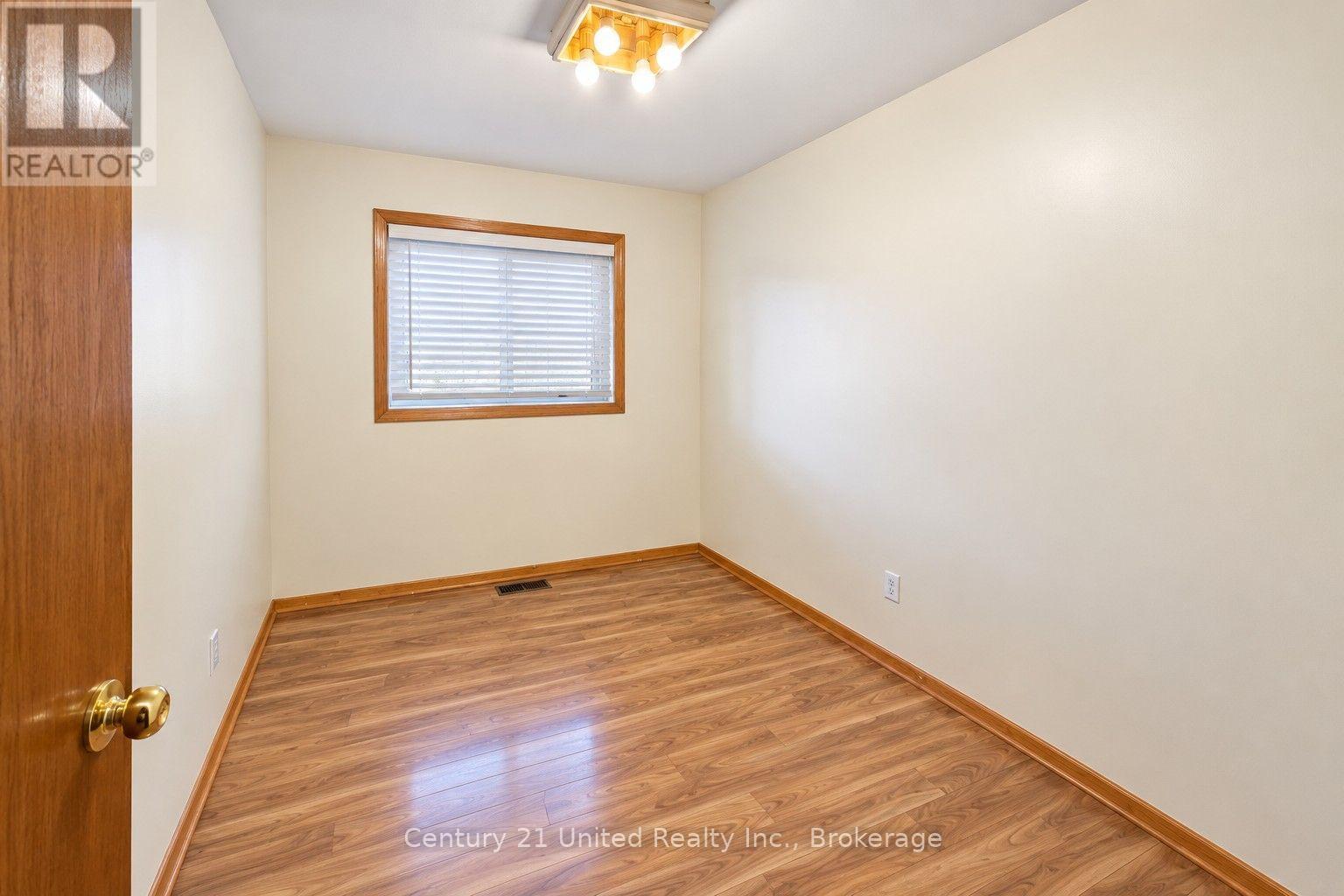 807 Highland Court, Peterborough, ON photo 21