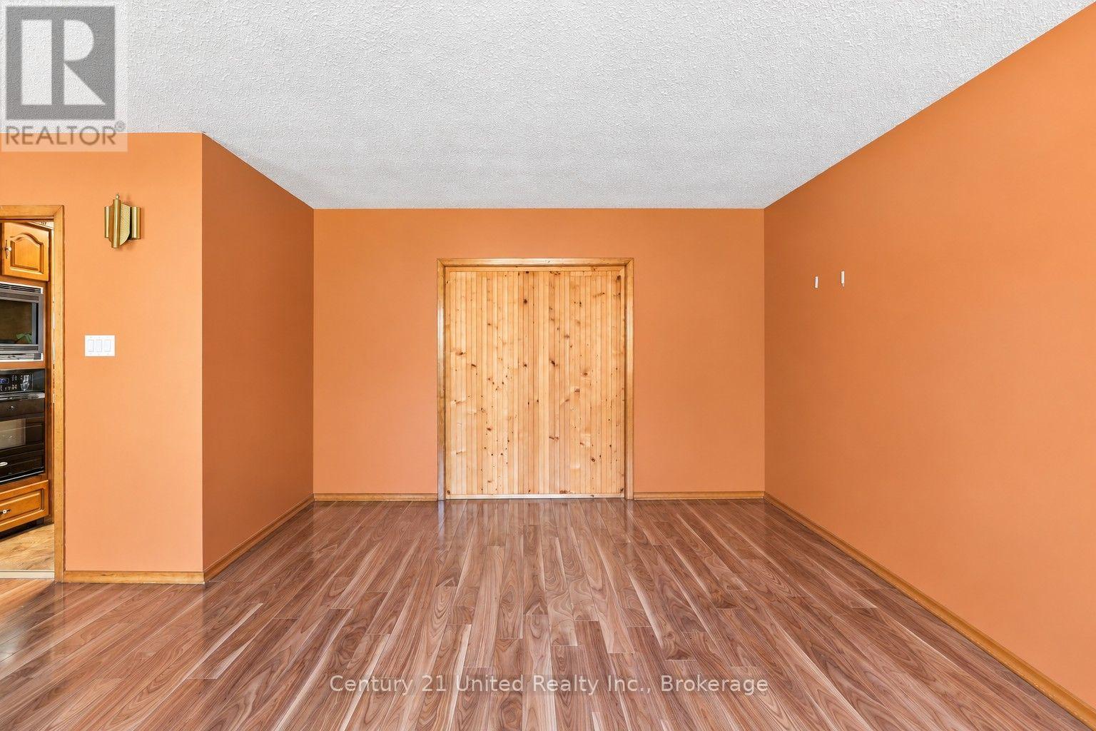 807 Highland Court, Peterborough, ON photo 7