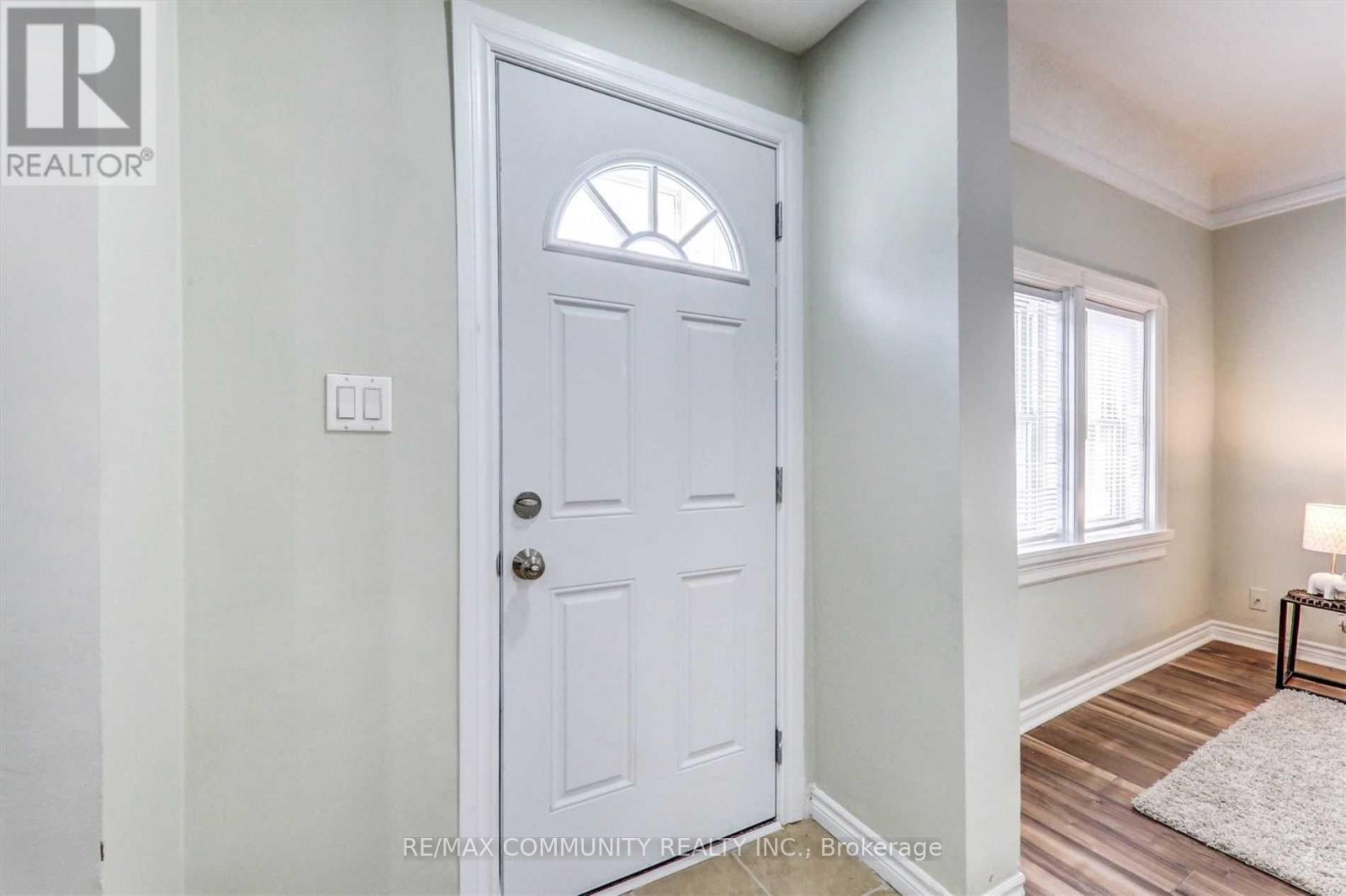 70 COLBORNE STREET W - 5