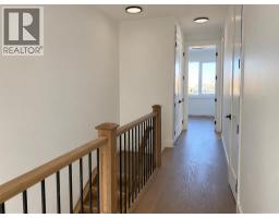 5pc Bathroom - 3130 39 Street Sw, Calgary, AB T3E3J1 Photo 14