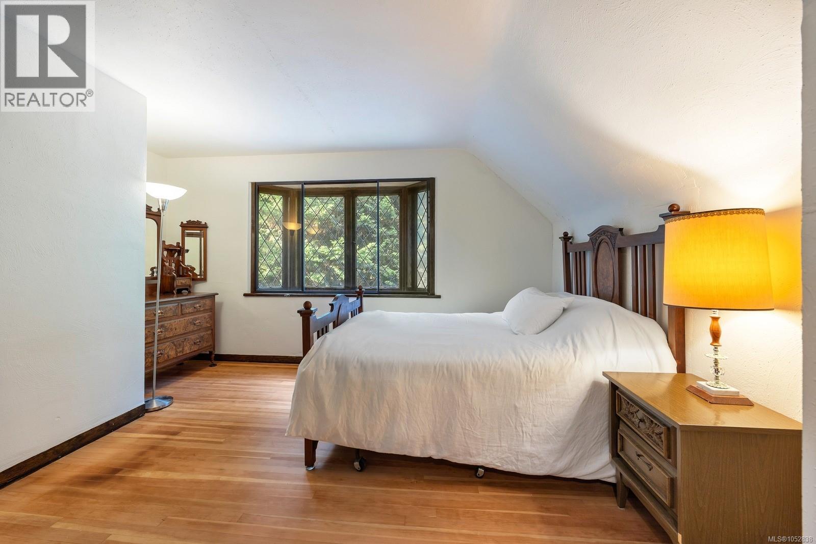  5904 Old East Road, Saanich