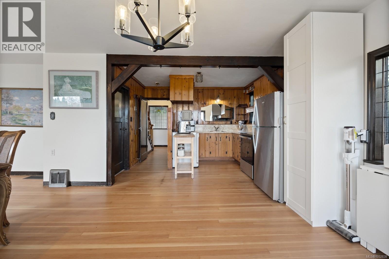  5904 Old East Road, Saanich