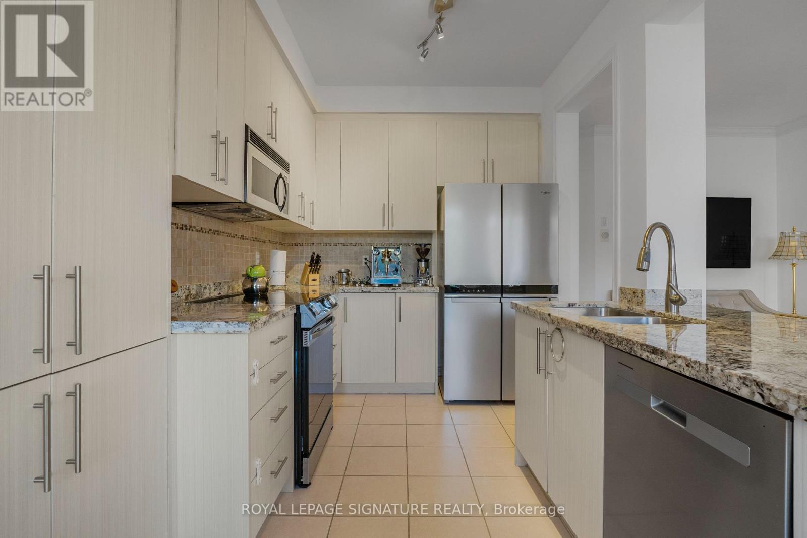 82 Loire Valley Avenue, Vaughan, ON photo 8
