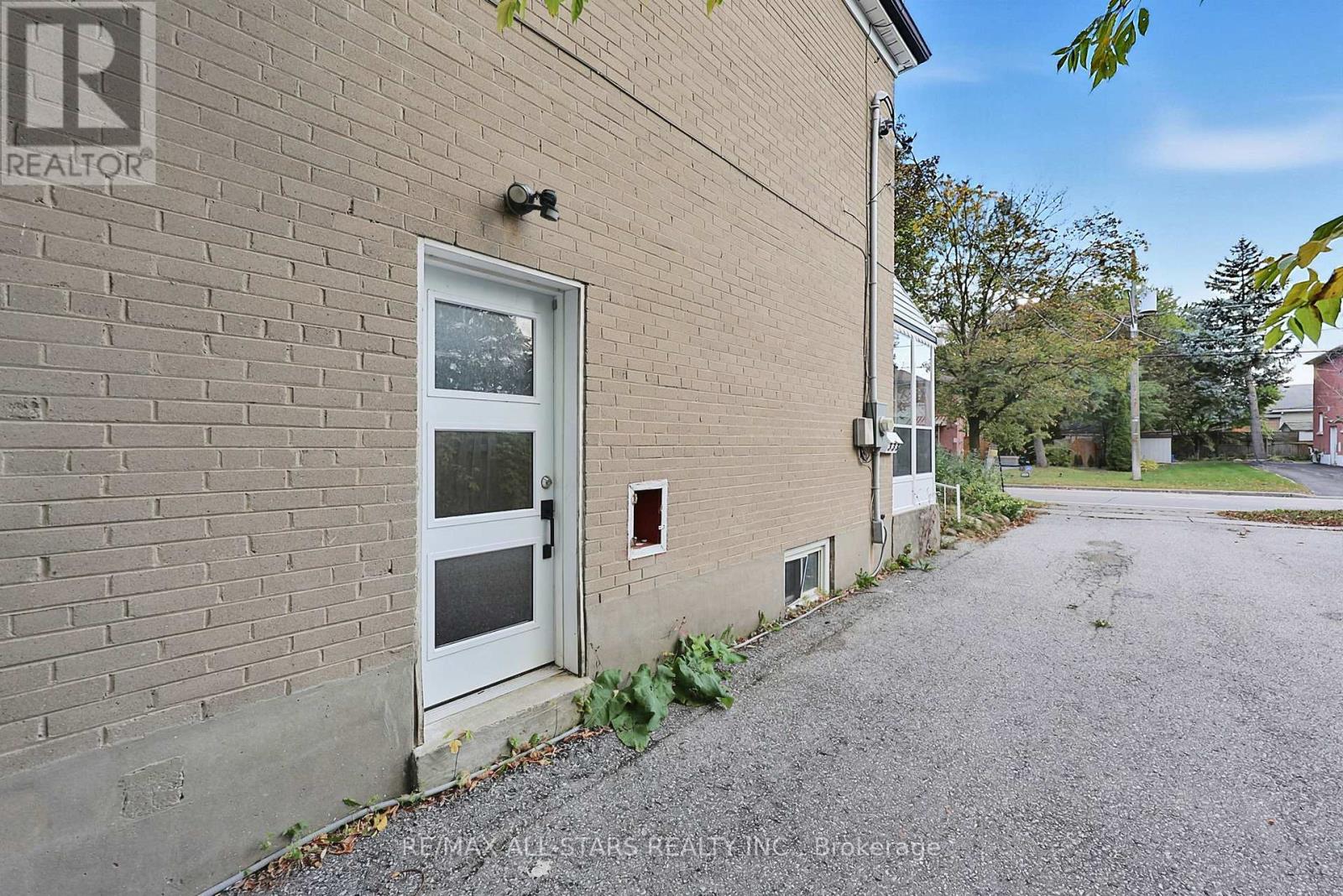 333 Neal Drive, Richmond Hill, ON photo 22