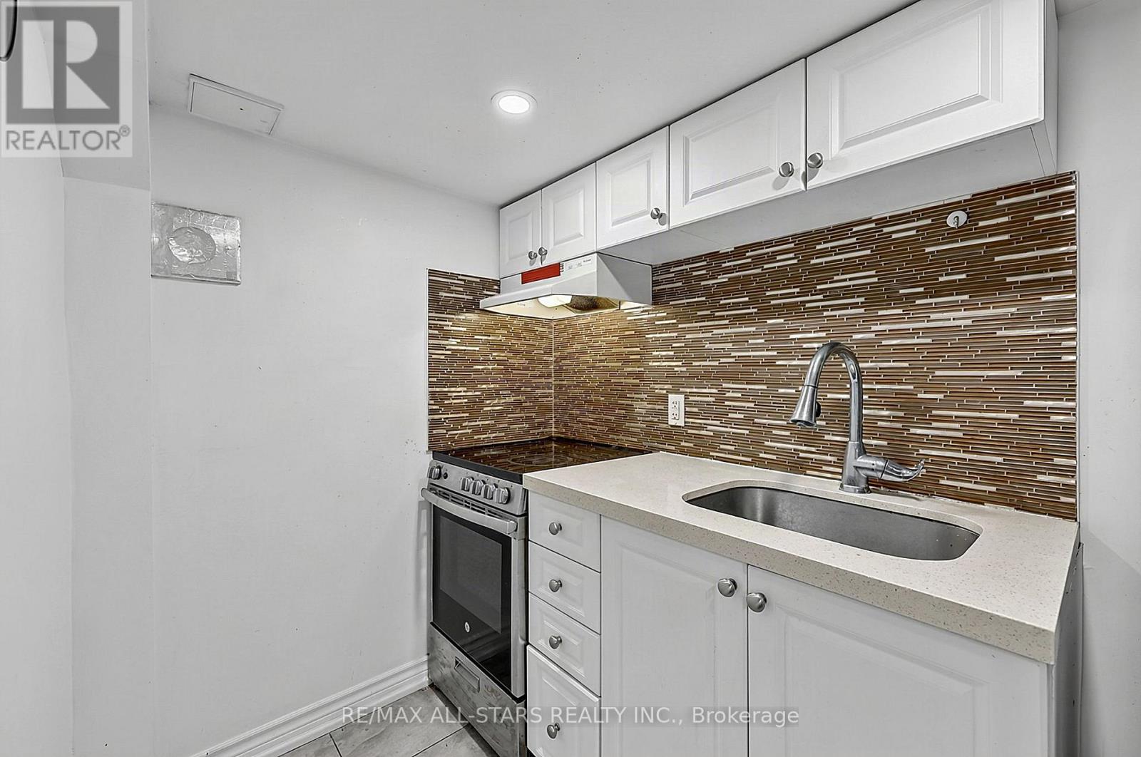 333 Neal Drive, Richmond Hill, ON photo 27