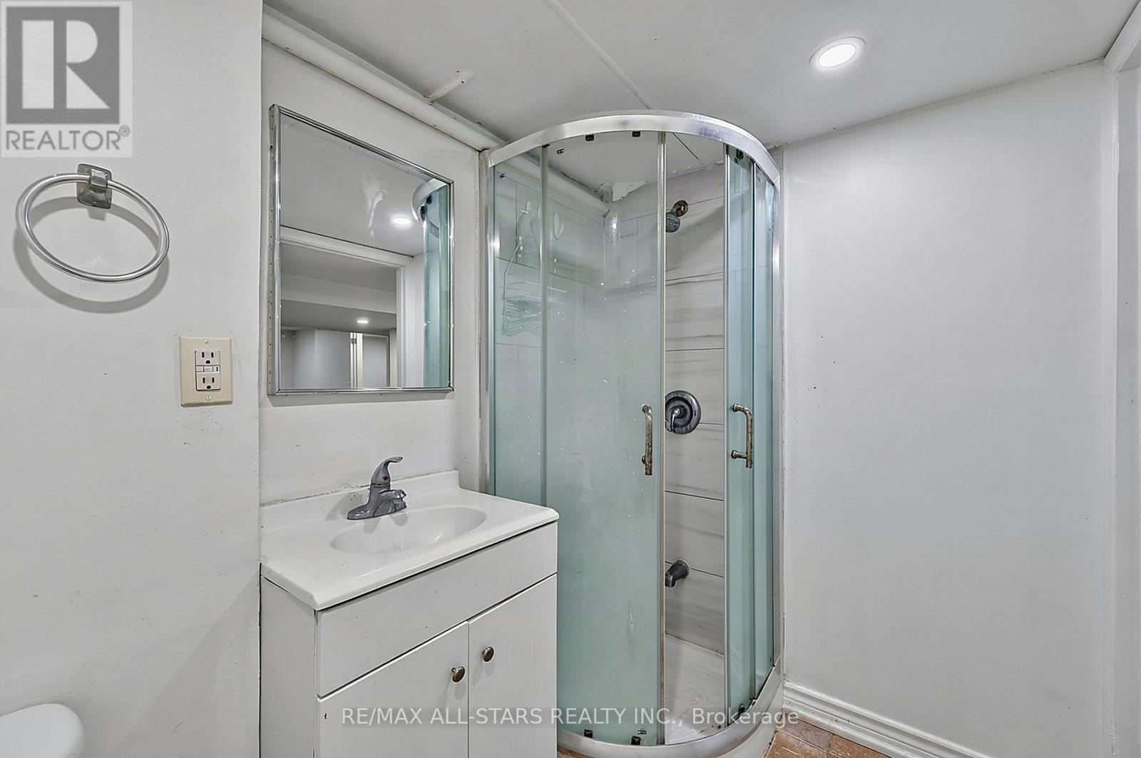 333 Neal Drive, Richmond Hill, ON photo 31