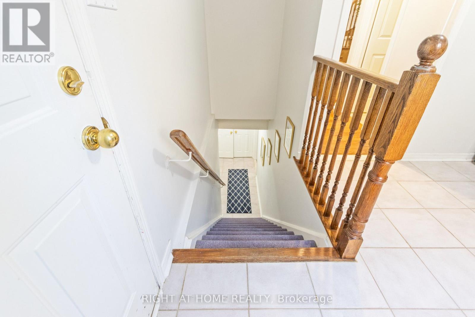 212 Olde Bayview Avenue, Richmond Hill, ON photo 21