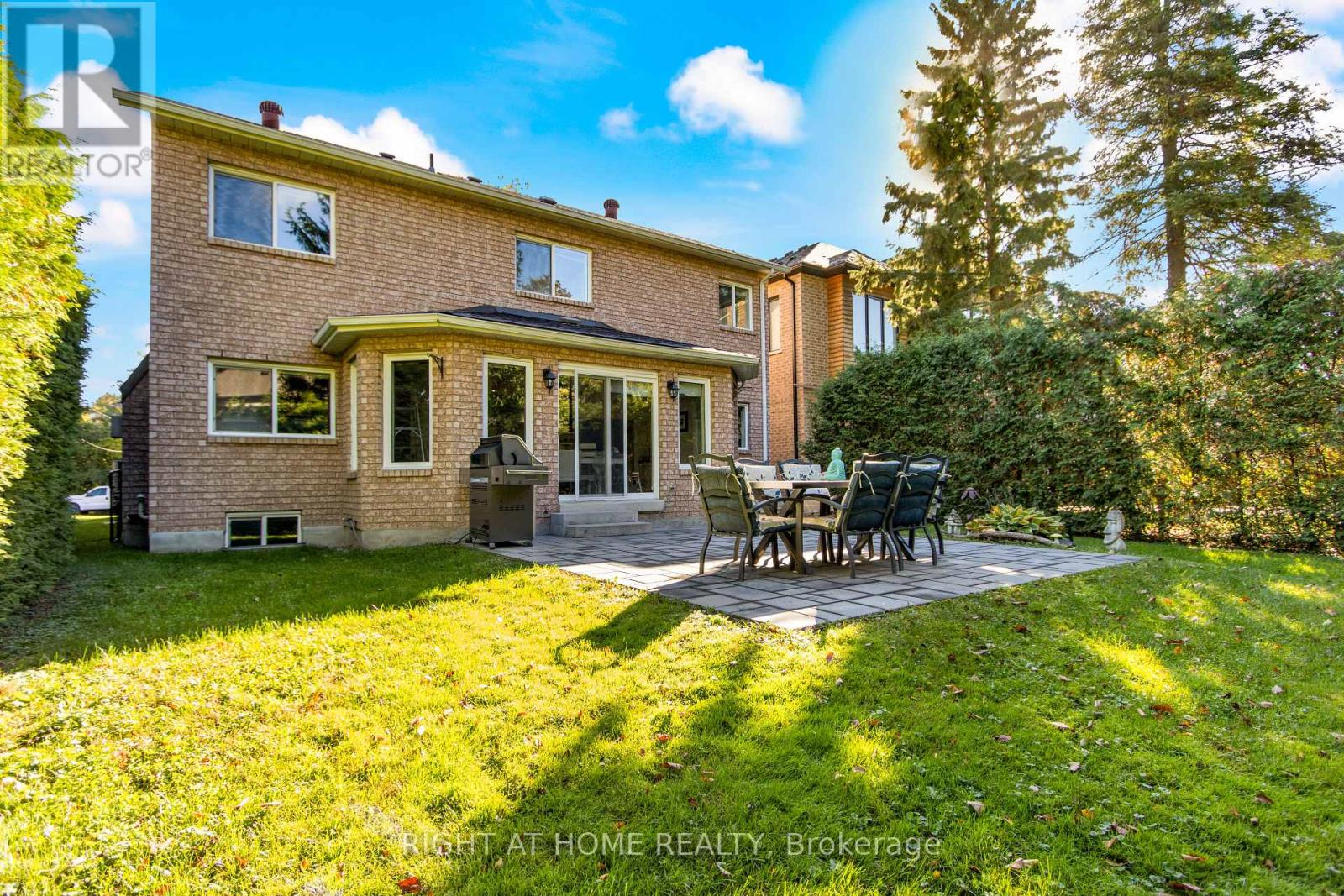 212 Olde Bayview Avenue, Richmond Hill, ON photo 32