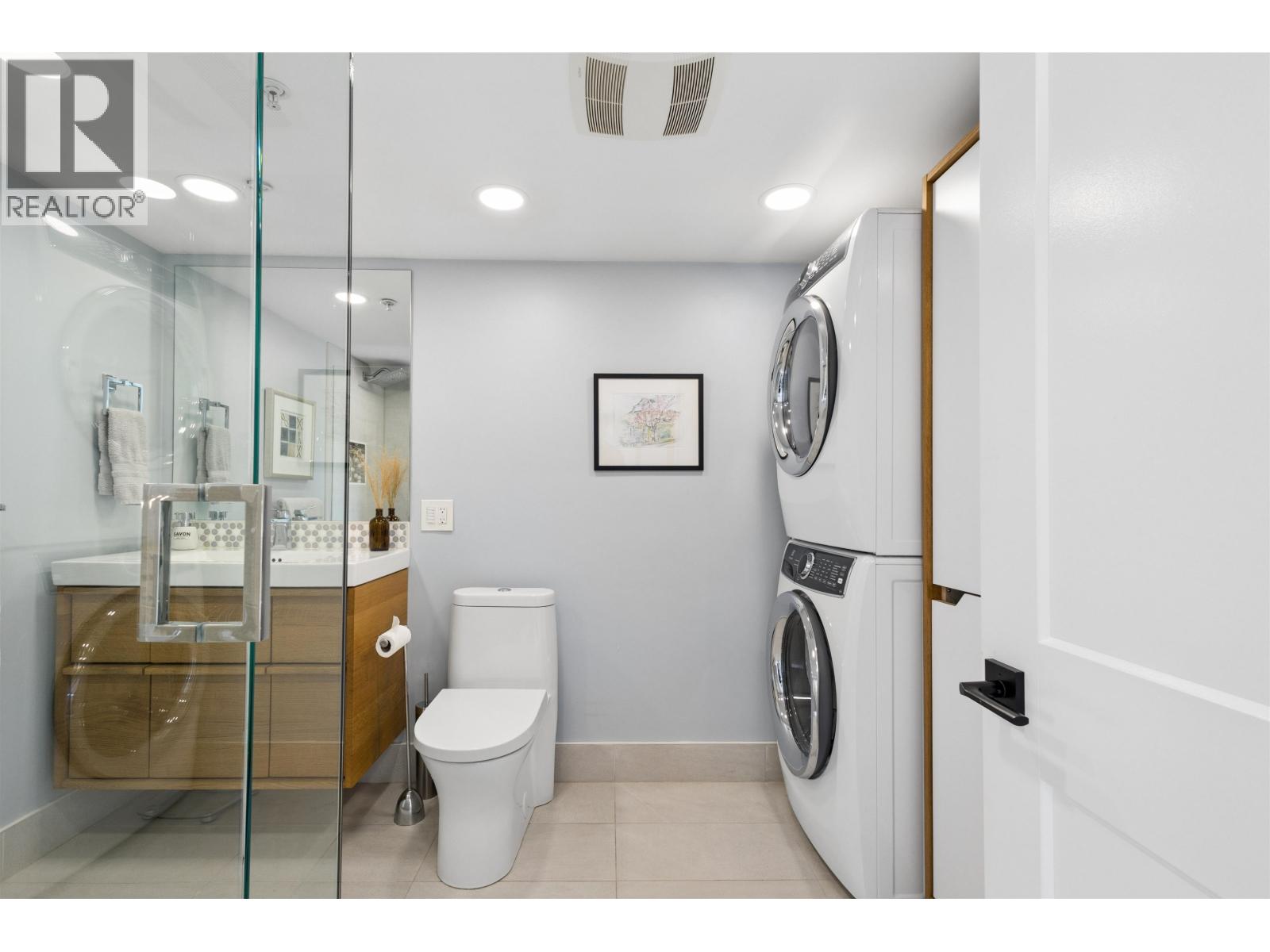 Photo of 2697 YORK AVENUE 33