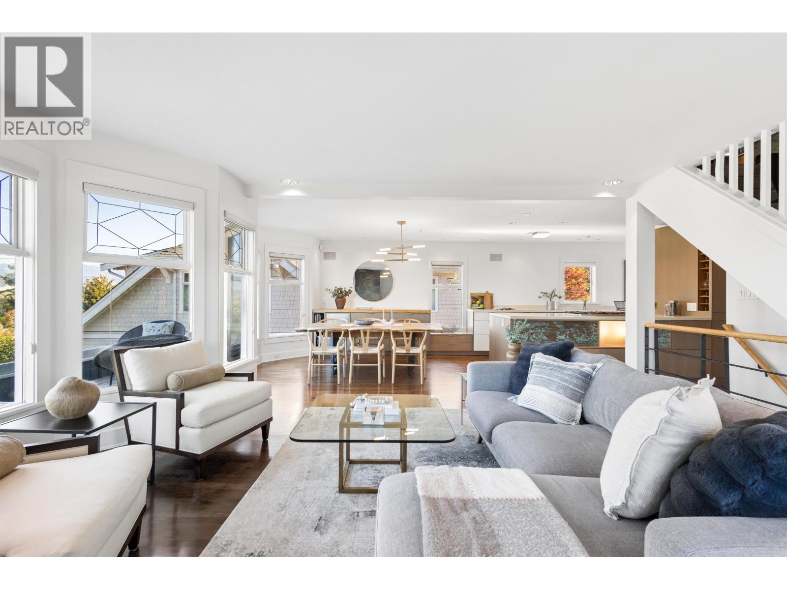 Photo of 2697 YORK AVENUE 10