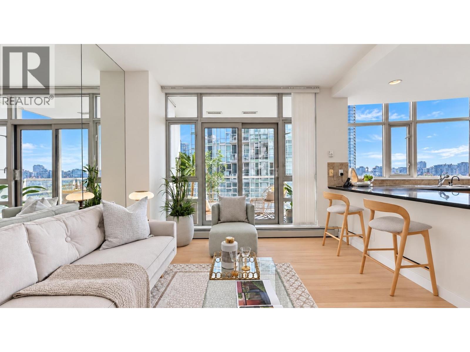 Photo of 701 1111 MARINASIDE CRESCENT 7