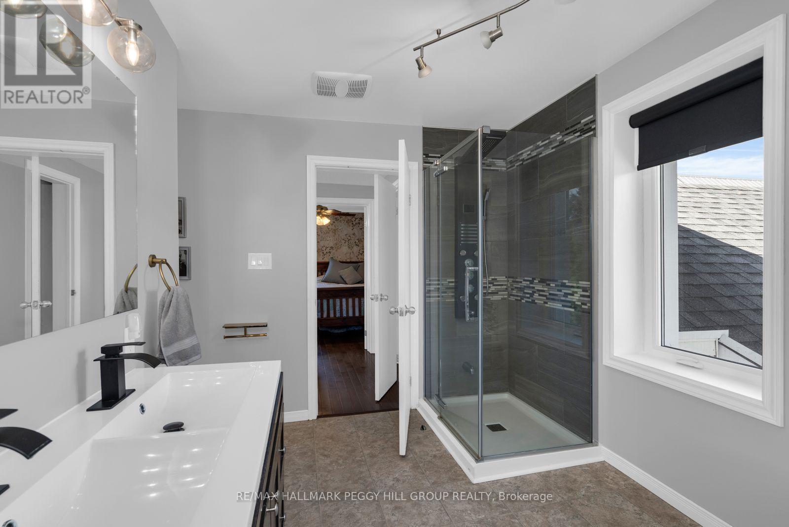 312 Lafontaine Road West, Tiny, ON photo 15