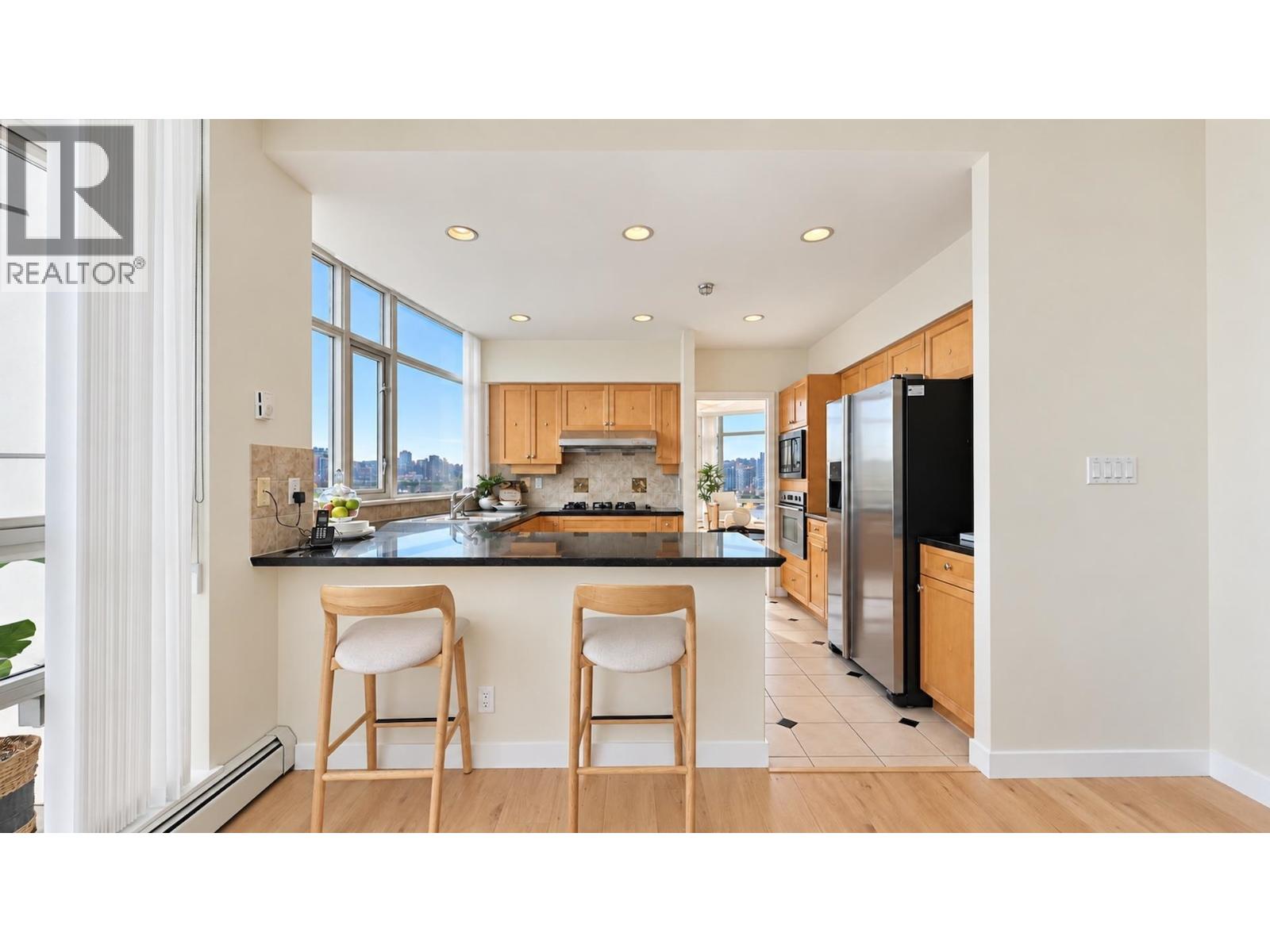 Photo of 701 1111 MARINASIDE CRESCENT 5