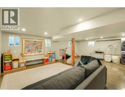 817 4 Street Ne, Calgary, AB T2E0J9 Photo 29