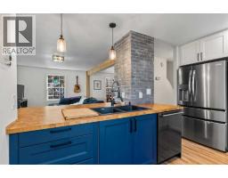 3pc Bathroom - 265 21 Avenue Ne, Calgary, AB T2E1S5 Photo 9