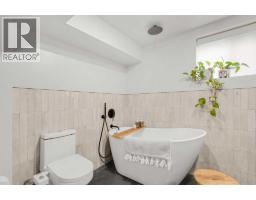 817 4 Street Ne, Calgary, AB T2E0J9 Photo 36