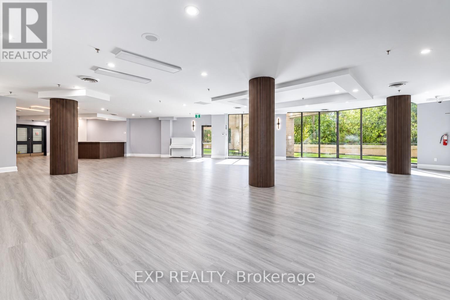 1407- 3 Hickory Tree Road, Toronto, ON photo 35
