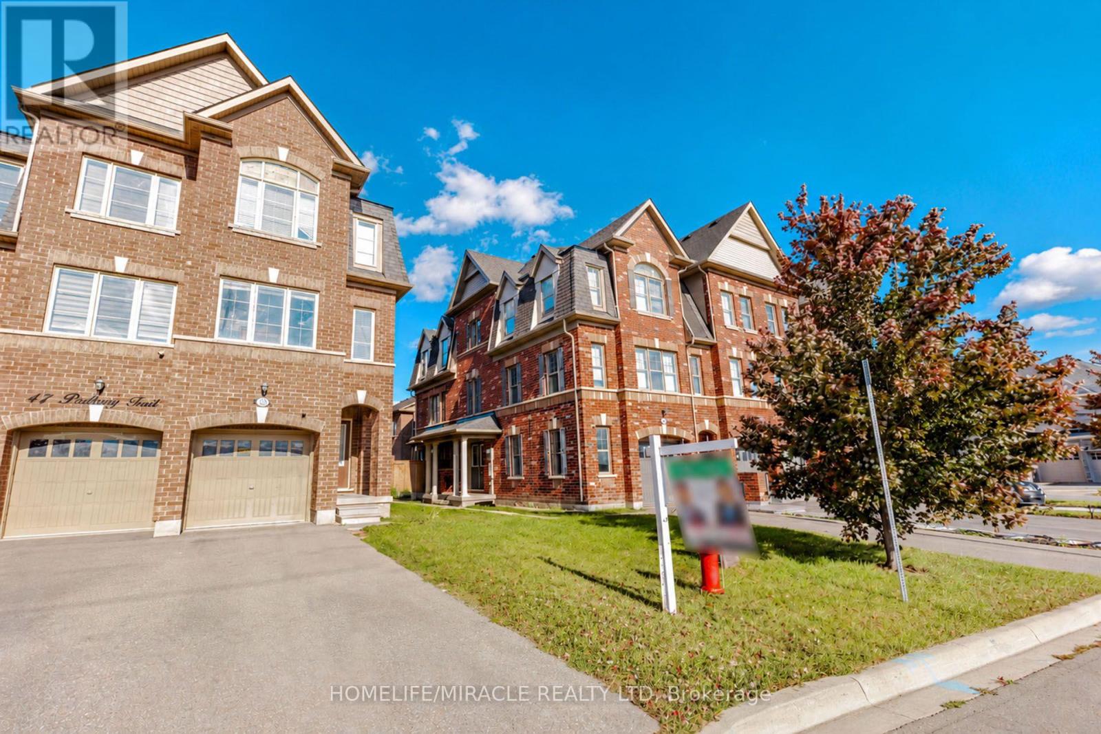 45 Padbury Trail, Brampton, ON photo 2