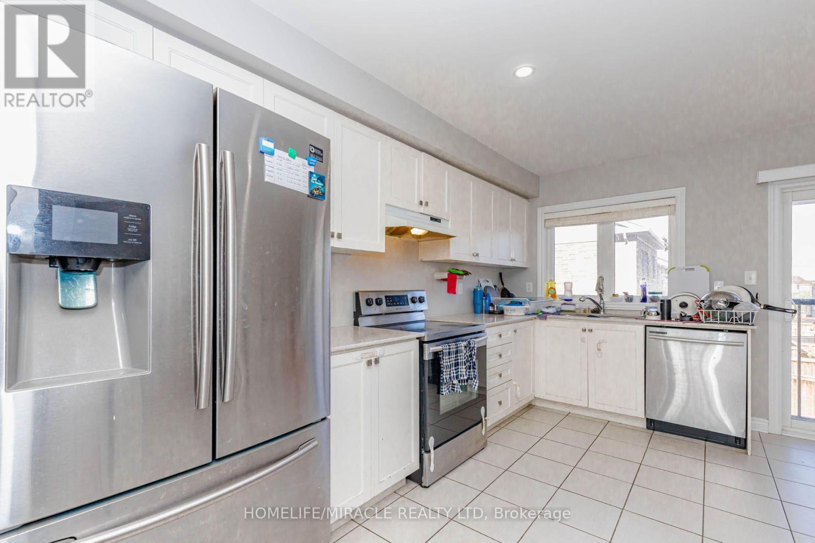 45 Padbury Trail, Brampton, ON photo 20