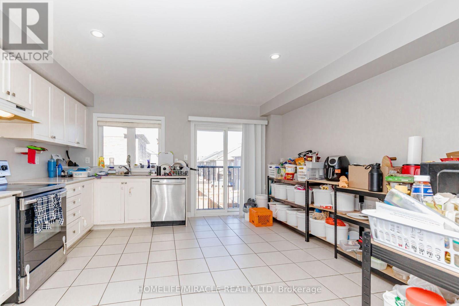 45 Padbury Trail, Brampton, ON photo 21