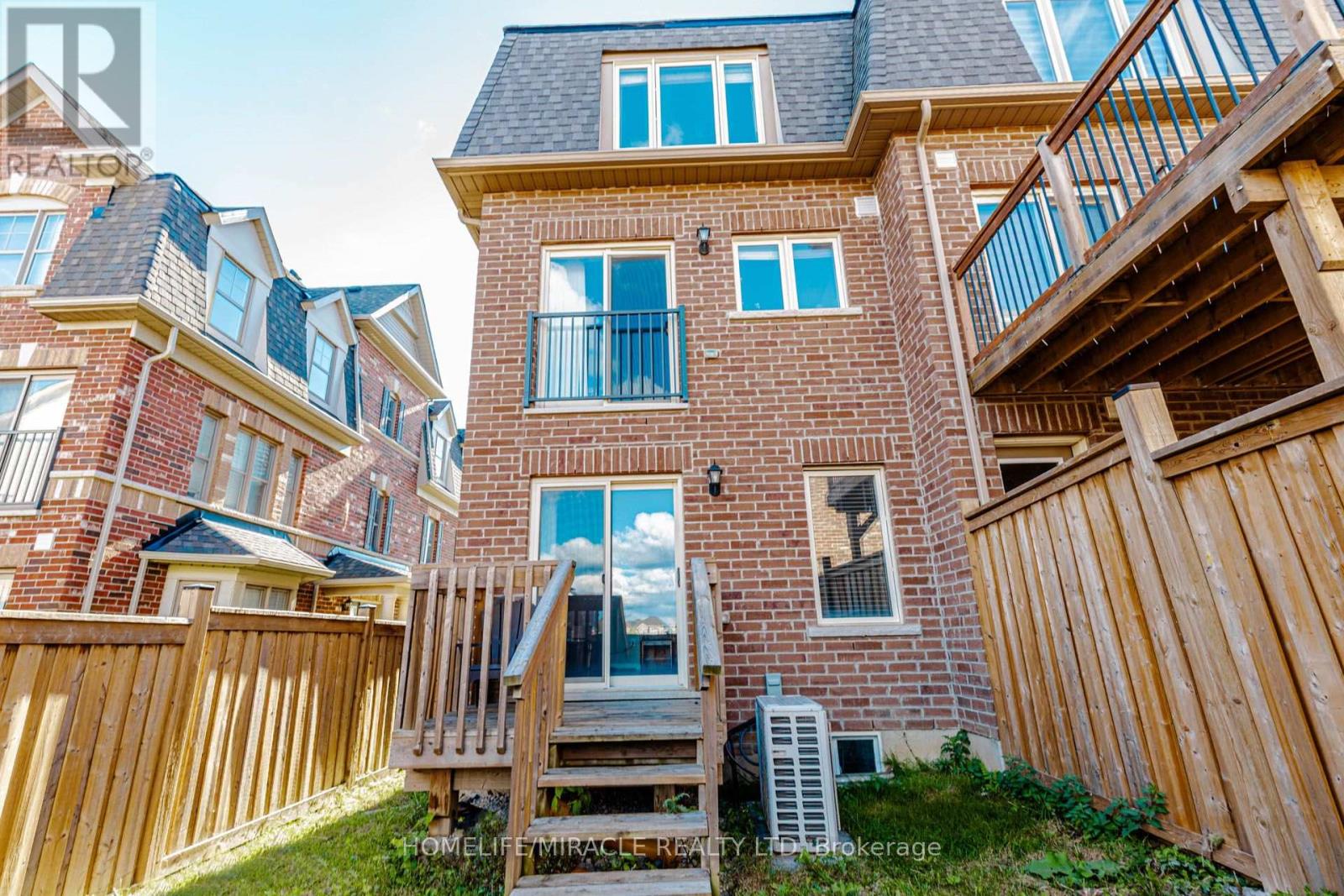 45 Padbury Trail, Brampton, ON photo 49