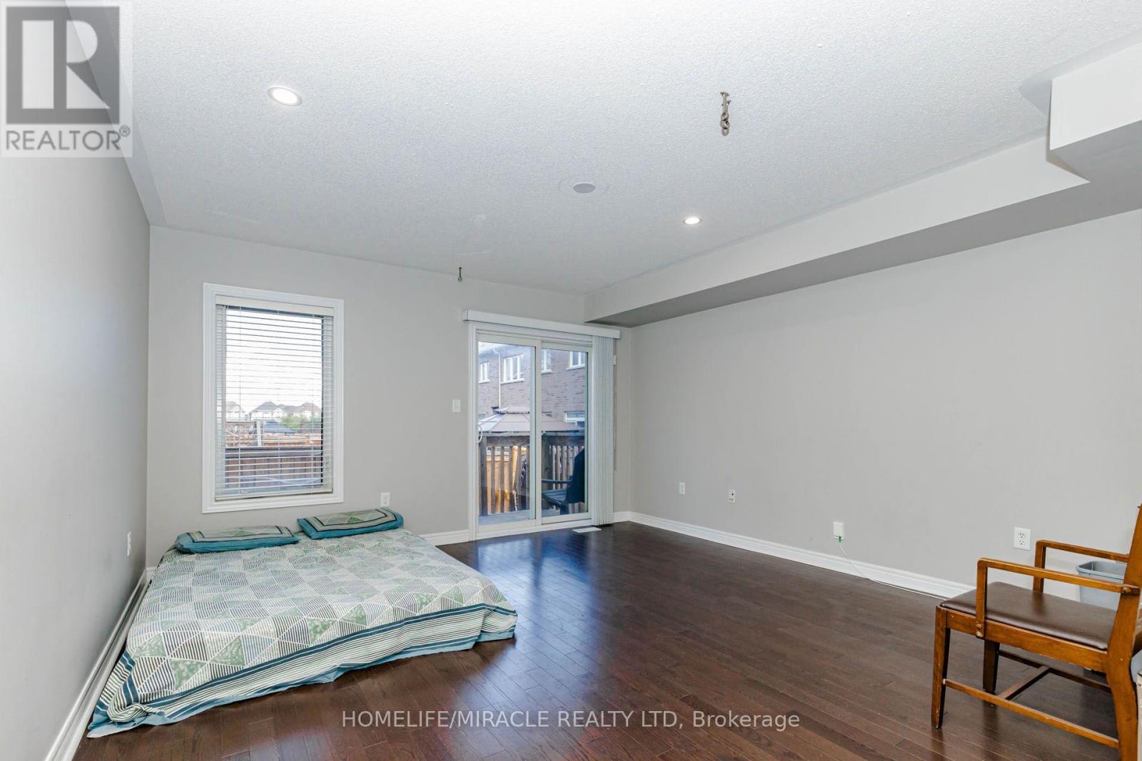 45 Padbury Trail, Brampton, ON photo 8