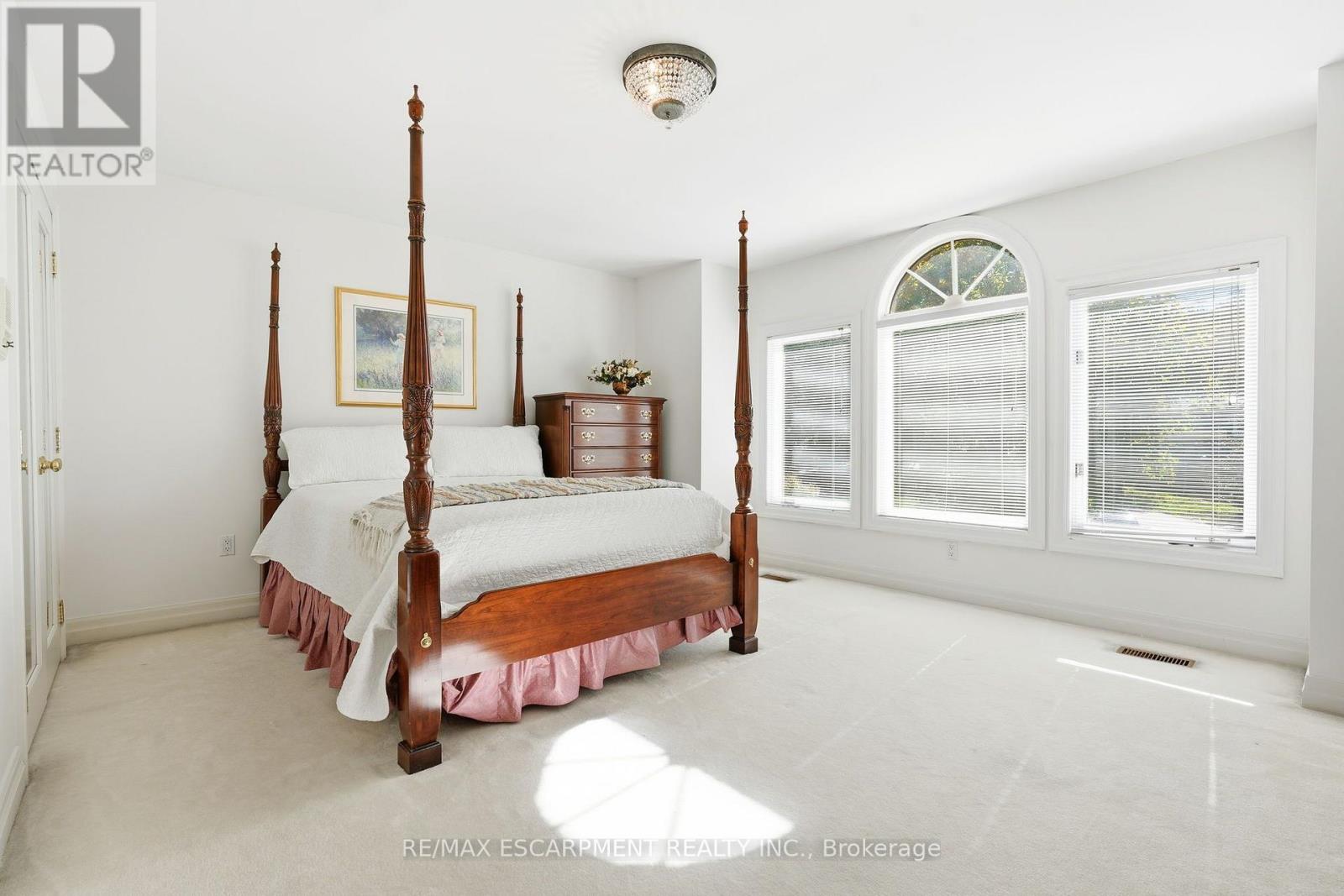22 BURT Court, Hamilton, ON photo 26
