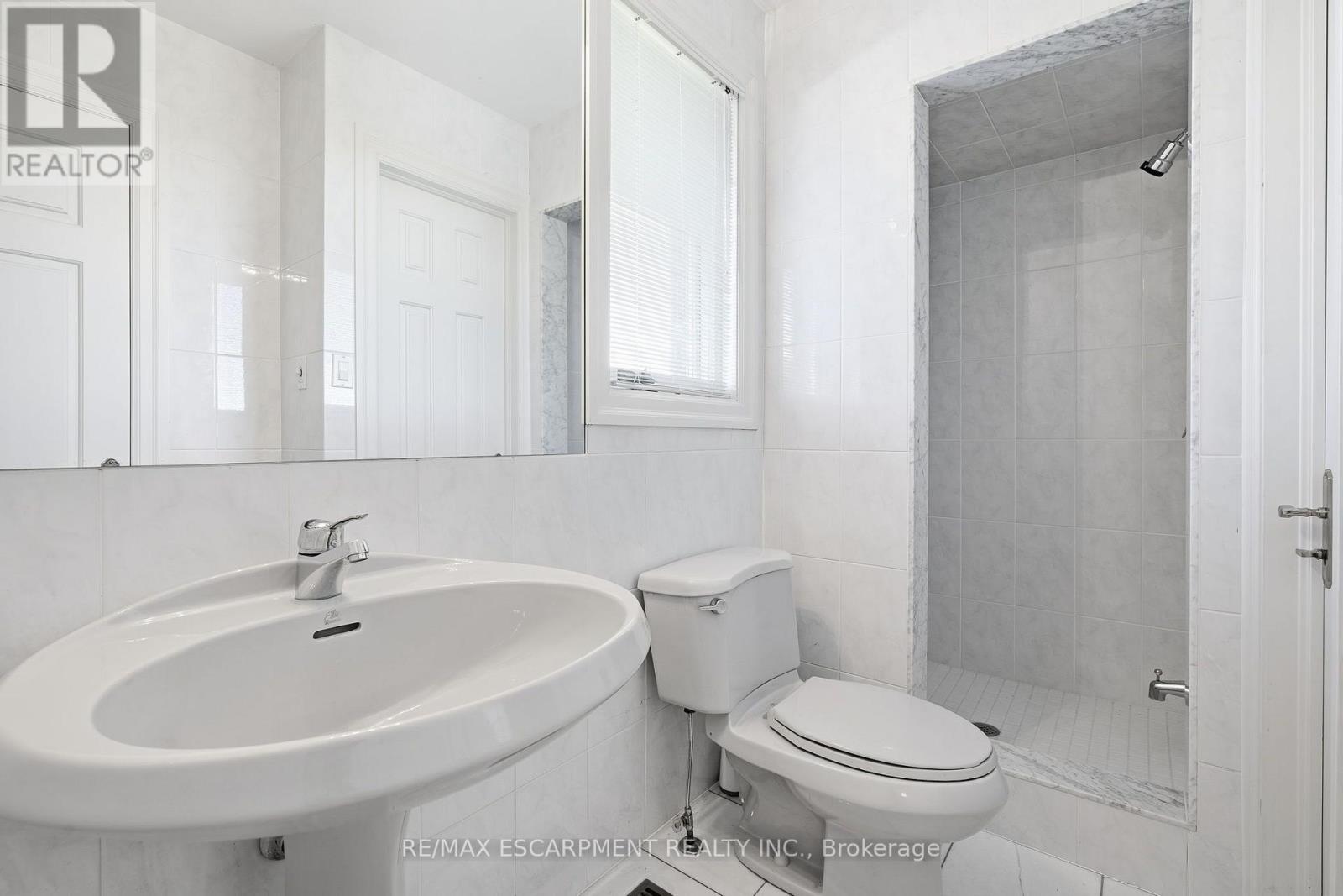 22 BURT Court, Hamilton, ON photo 30