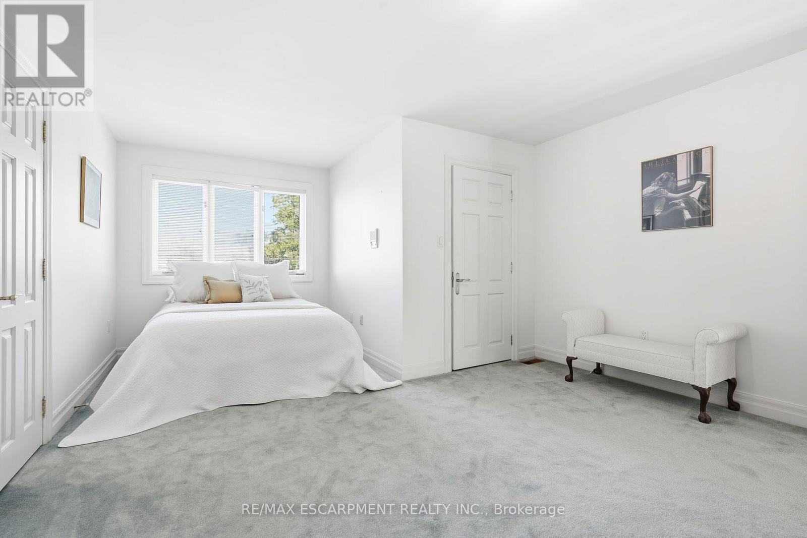 22 BURT Court, Hamilton, ON photo 31