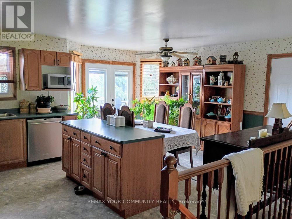 2269 Thurstonia Road, Kawartha Lakes, ON photo 4