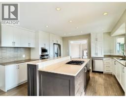 4xx5 Almondel Court, West Vancouver, BC V7V4V4 Photo 13