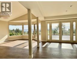 4xx5 Almondel Court, West Vancouver, BC V7V4V4 Photo 8