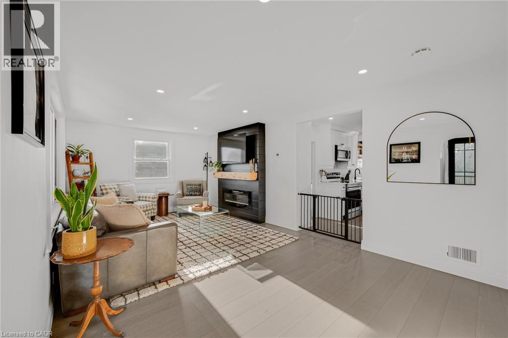 33305 RICHMOND Street - 6