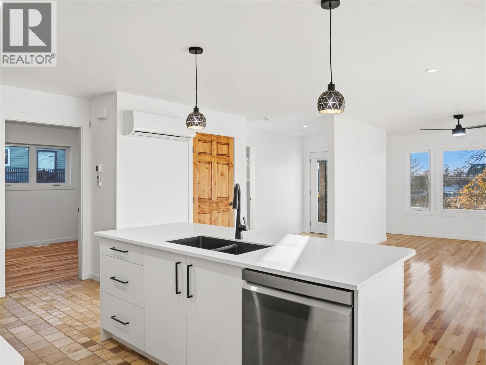 9204 8 Street - 5