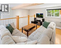 Primary Bedroom - 1404 Fairfield Rd, Cobble Hill, BC V8H0H7 Photo 7