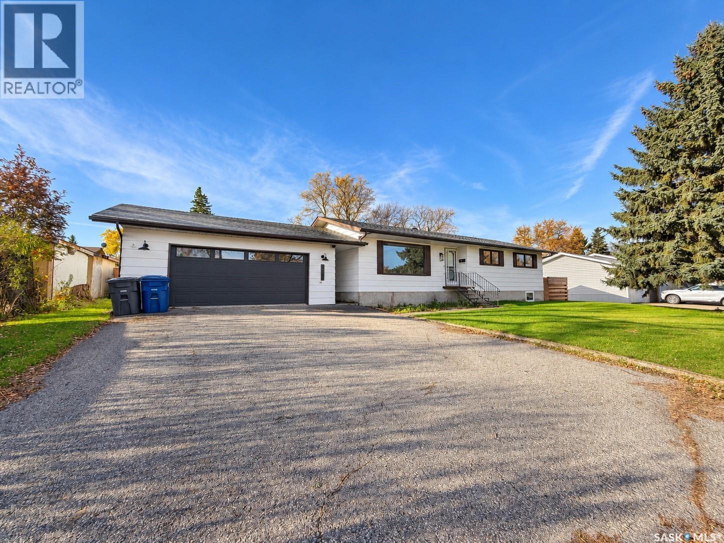 1513 Chestnut DRIVE, Moosomin — photo 2