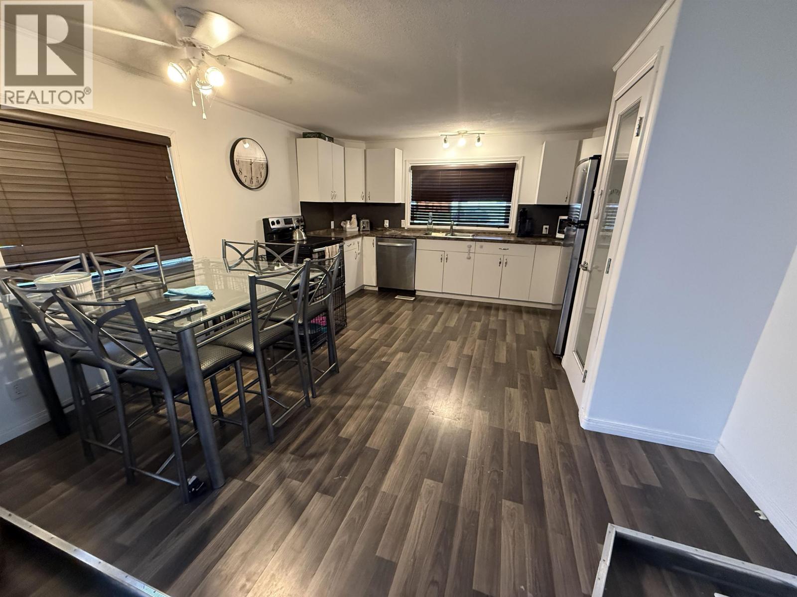 #35 7414 FOREST LAWN STREET - 4