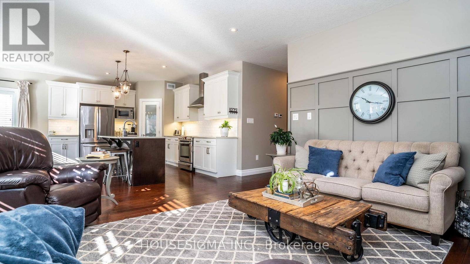 2428 SEVEN OAKS RIDGE, London South (South U) — photo 9