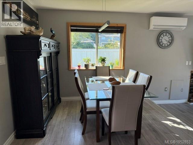 7530 Cadwallader Cres - 13