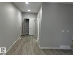 Bedroom 3 - 9461 Pear Cr Sw, Edmonton, AB T6X2Z6 Photo 6