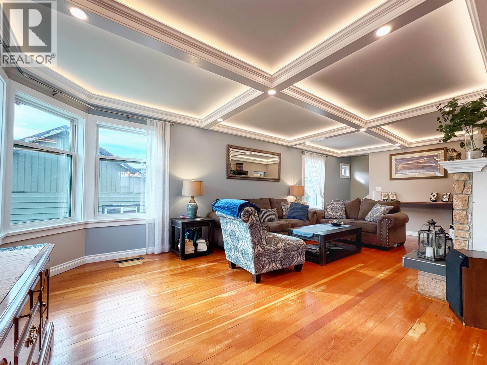 1309 E 6TH AVENUE - 7