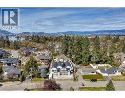 2pc Bathroom - 484 Sarsons Road Unit# 1, Kelowna, BC V1W1C2 Photo 8