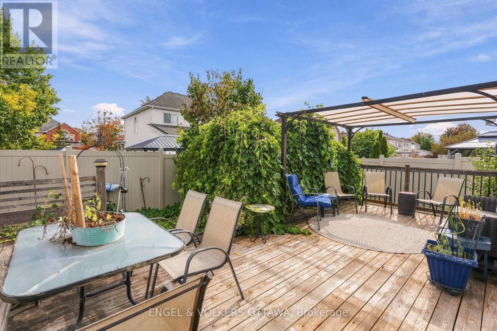 3 Bed, 3 Bath House for Sale in Ottawa – 518 STONECHURCH WAY, Ottawa – MLS# X14104490 - Image 36