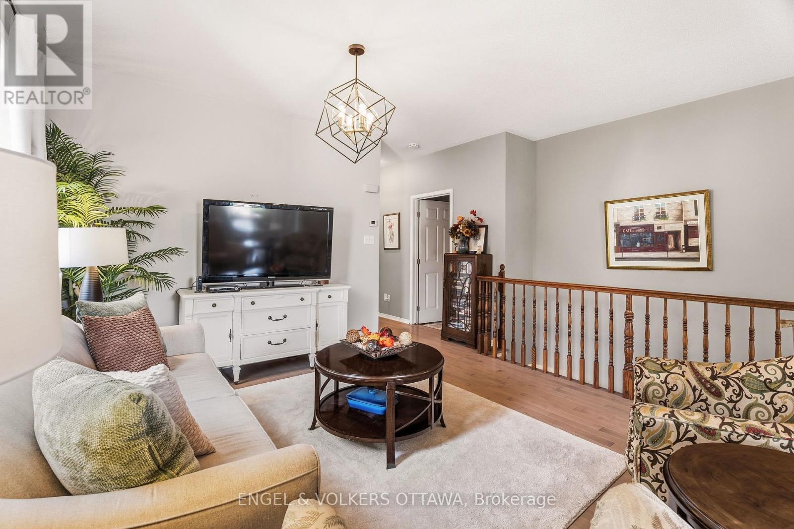 518 STONECHURCH WAY, Ottawa — photo 7
