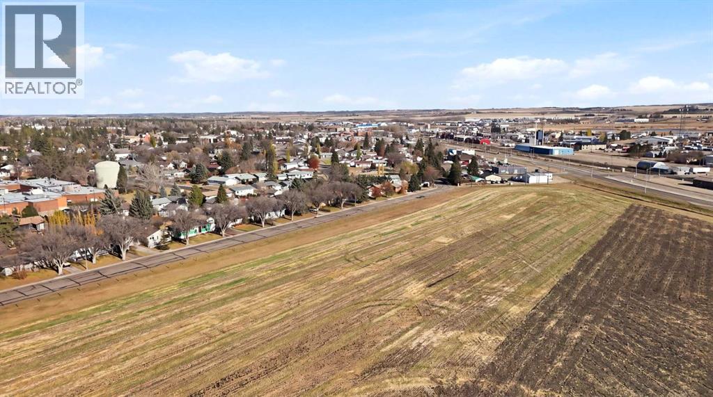 Listing photo – 5404 46 Avenue, Lacombe