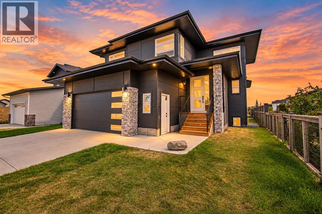 Photo of 33 Thatcher Avenue, Red Deer