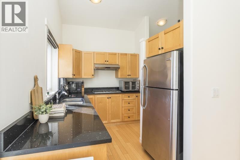Photo of 401 510 CHESTERFIELD AVENUE 8