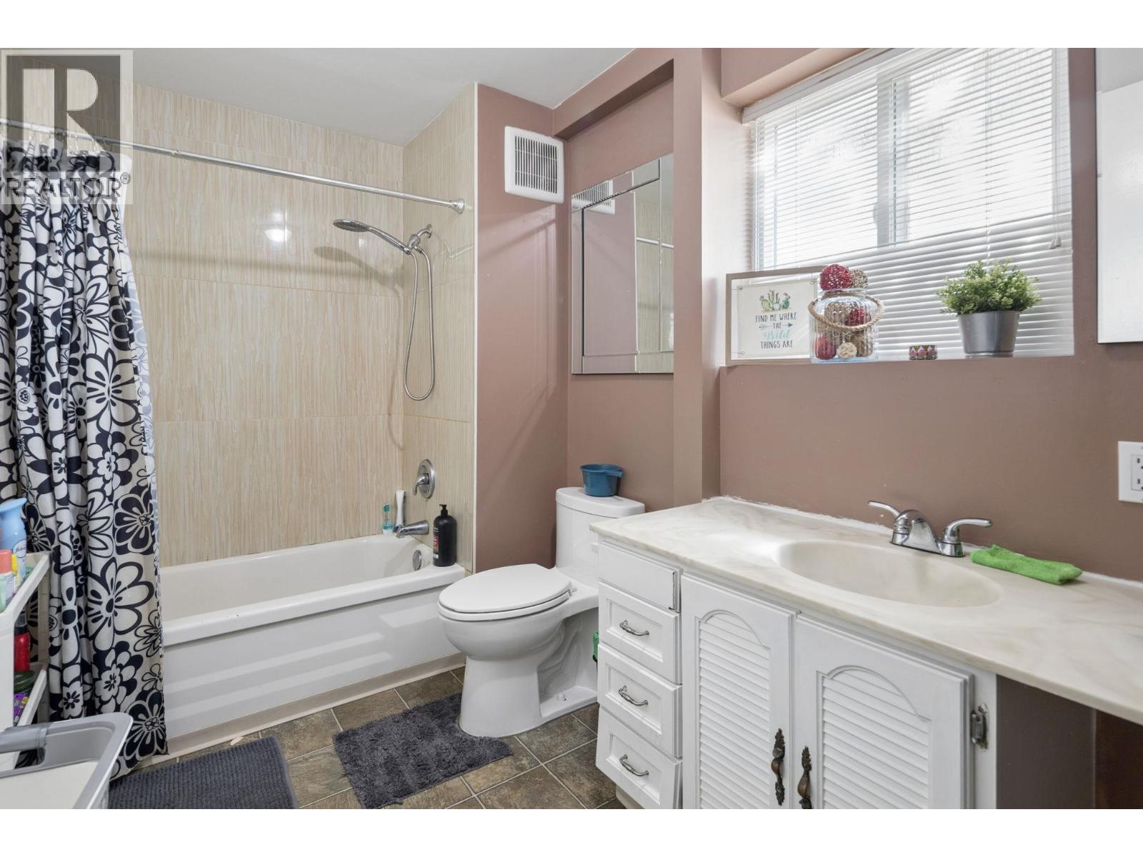 Photo of 3464 VINCENT STREET 31